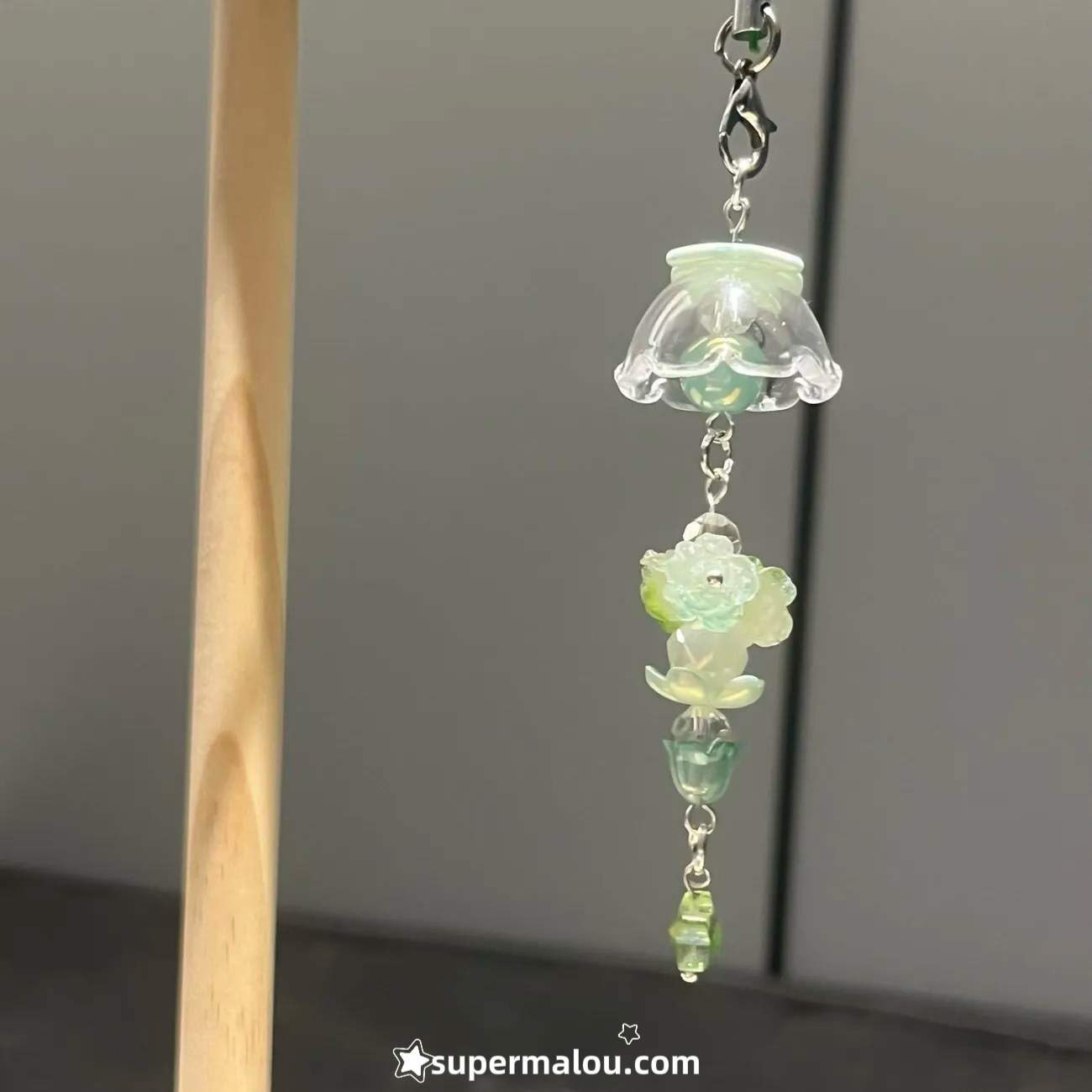 Green Grape Jasmine Jellyfish Wind Chime Phone Chain