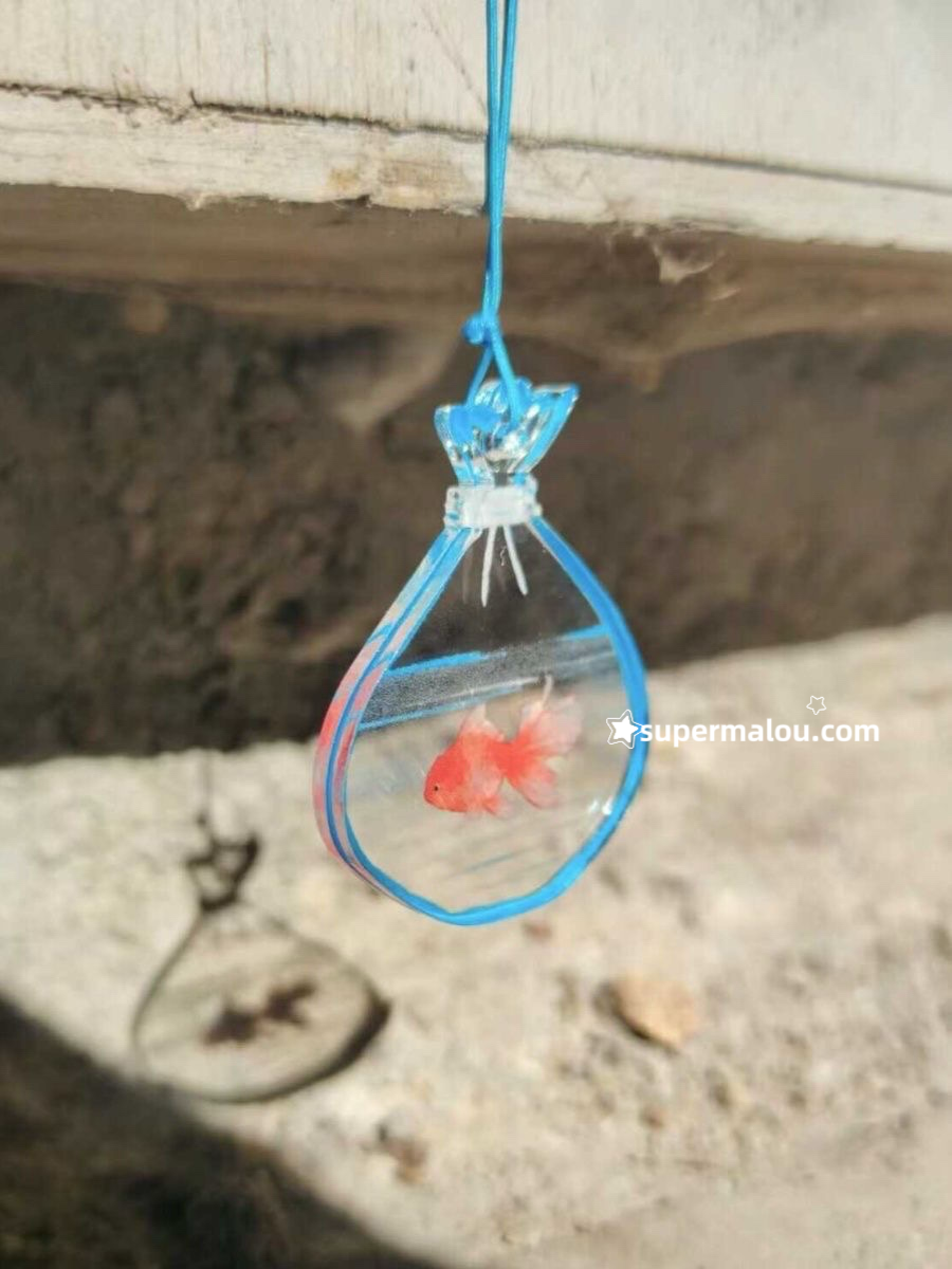 Light Transmission Goldfish Acrylic Pendant Phone Chain