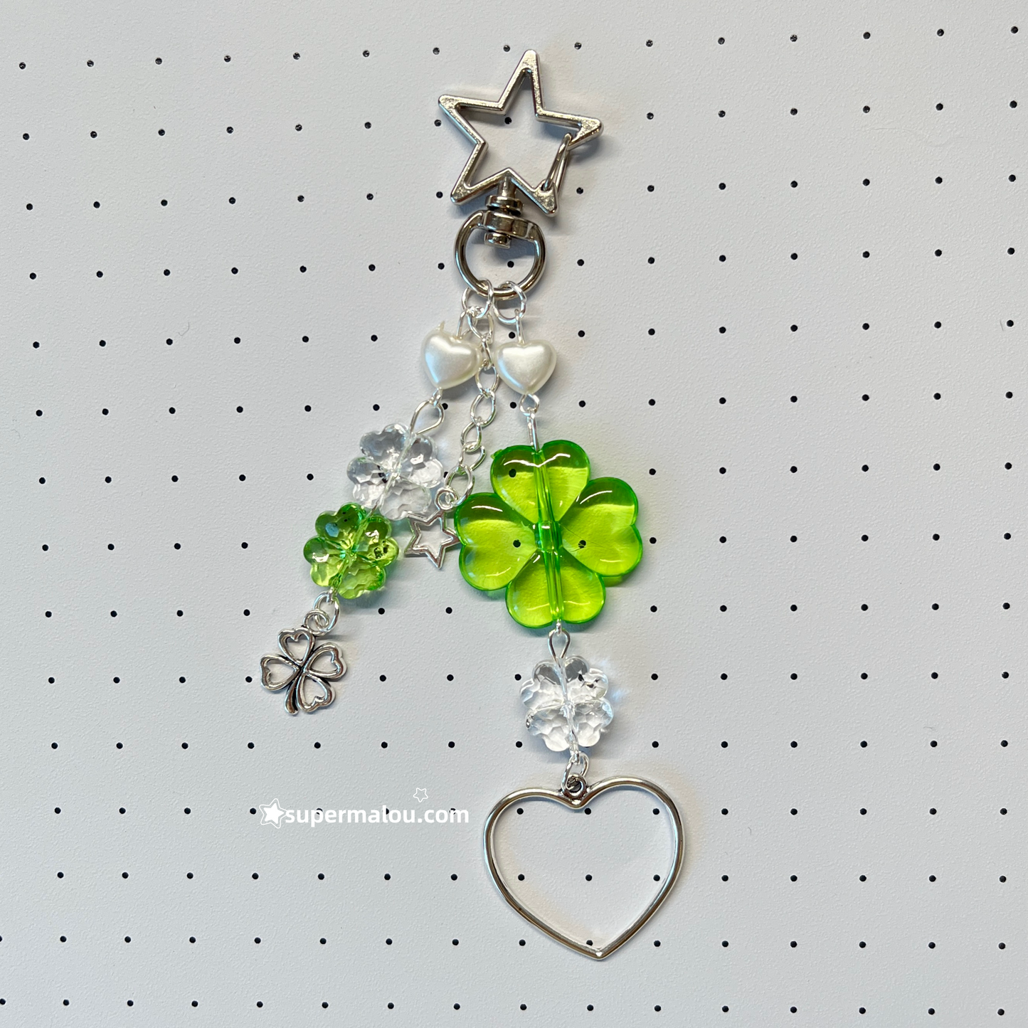 Peach Heart Hollow Clover Pendant Phone Chain