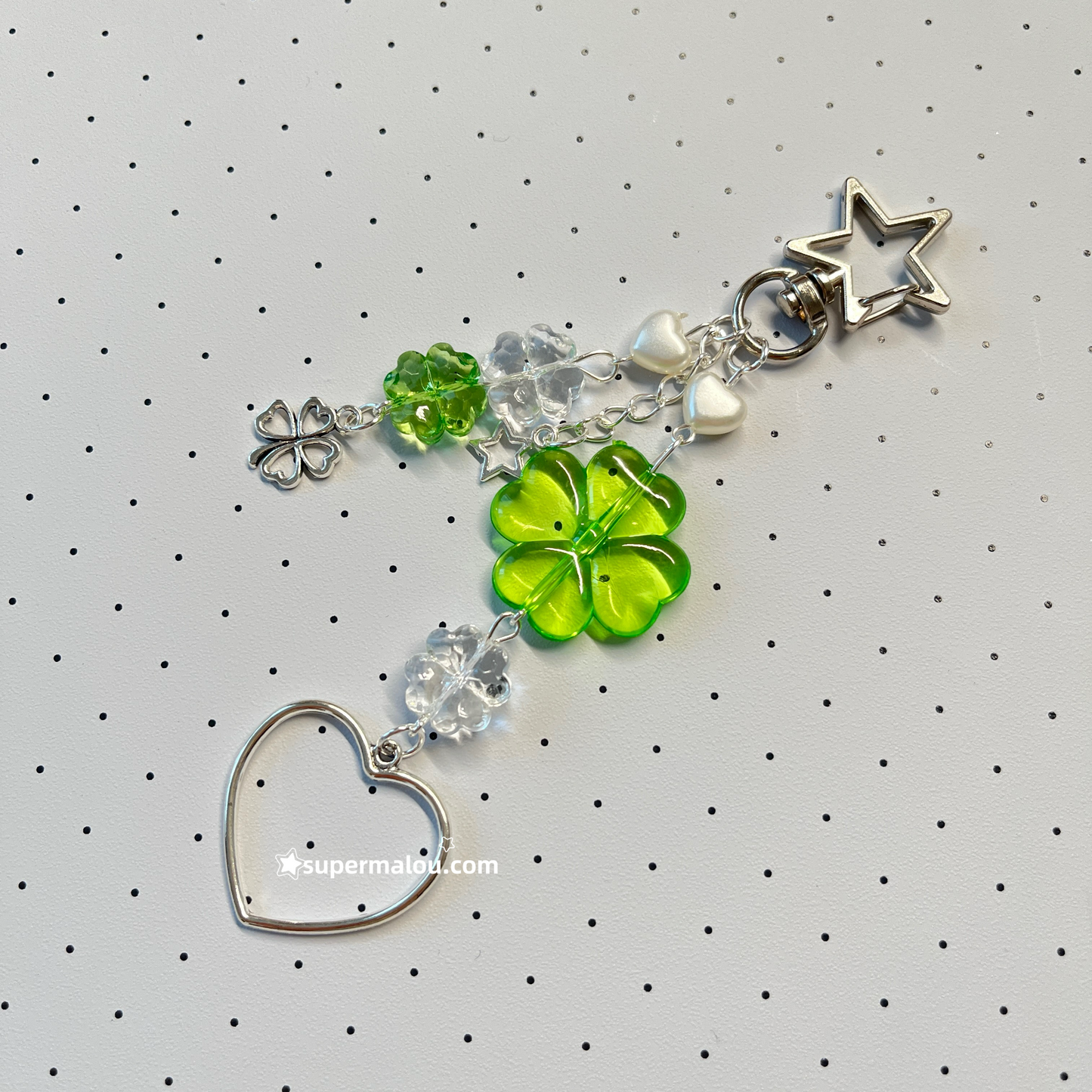 Peach Heart Hollow Clover Pendant Phone Chain