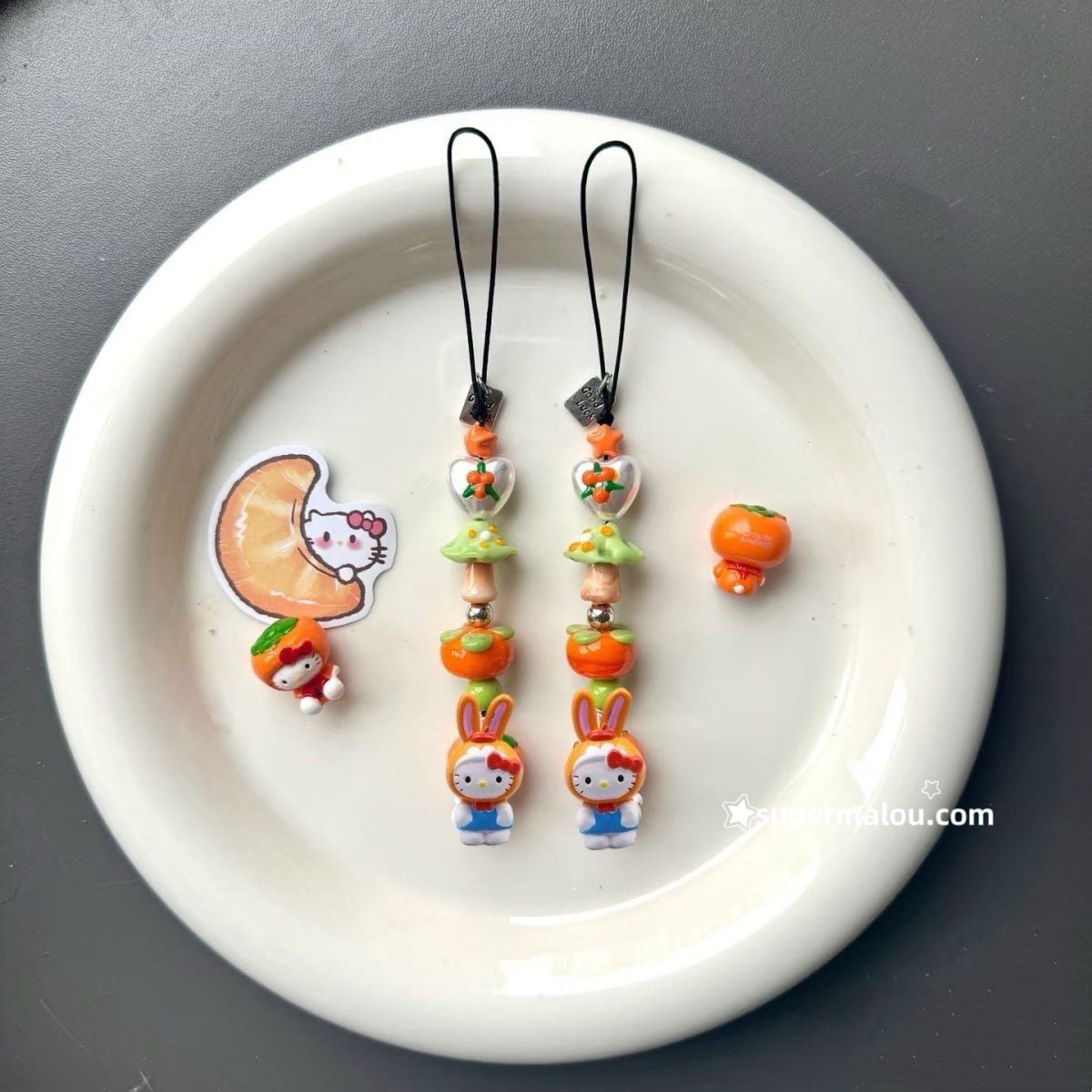 Showa Kitty Persimmon Beaded Phone Chain