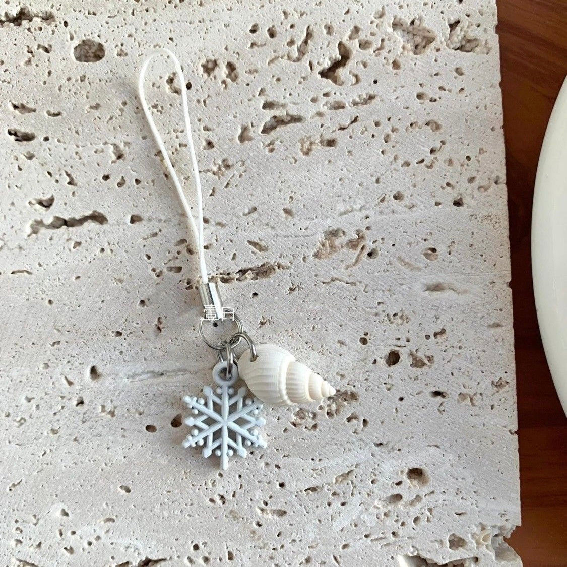 Snowflake Shells Cute Phone Chain