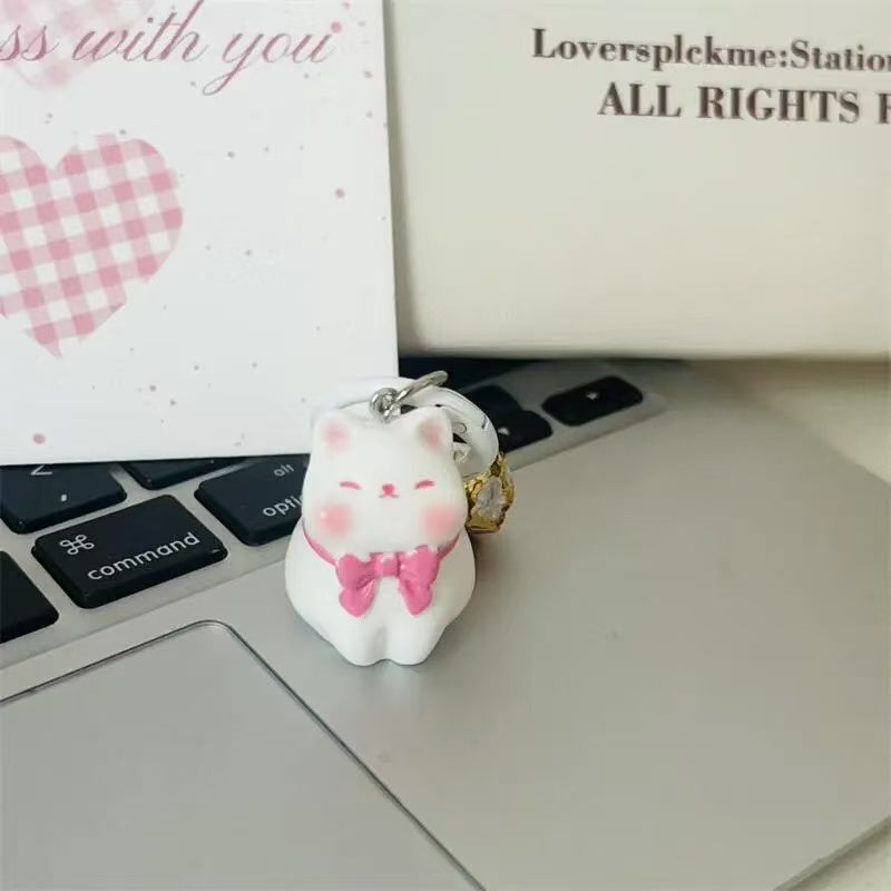 Three Dimensional Powder Blusher Bell Cat Keychain
