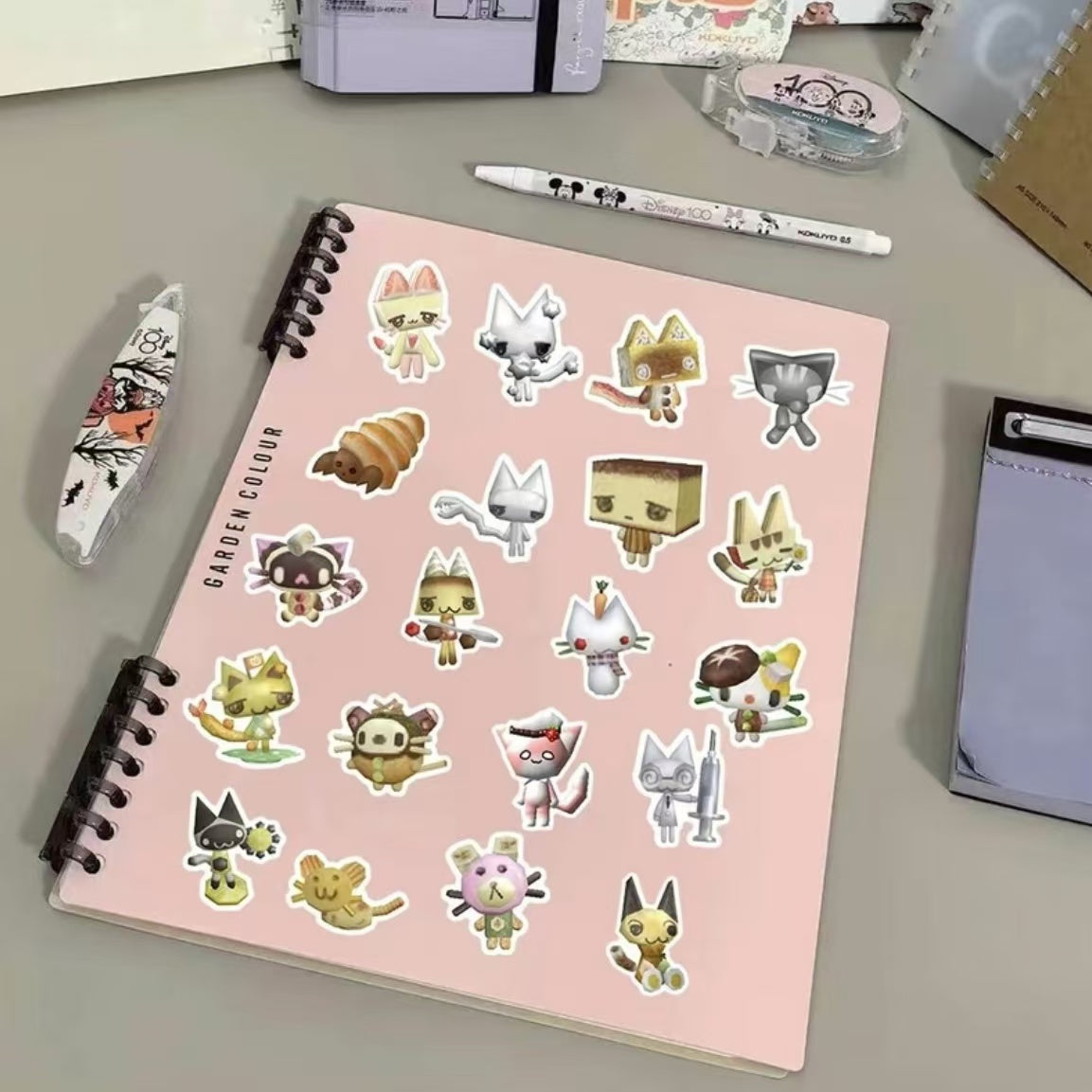 52Pcs Pixel Graph Cartoon Toro Cat Stickers