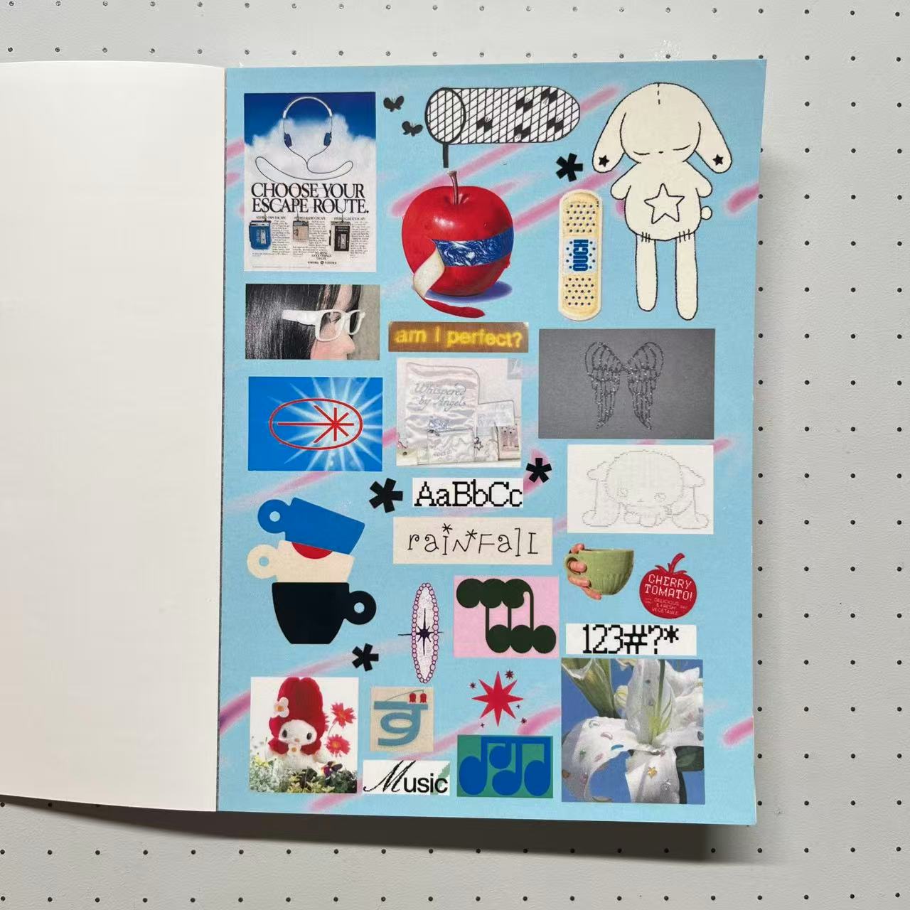 【Pre-Order】Glitch Stars Sticker Book