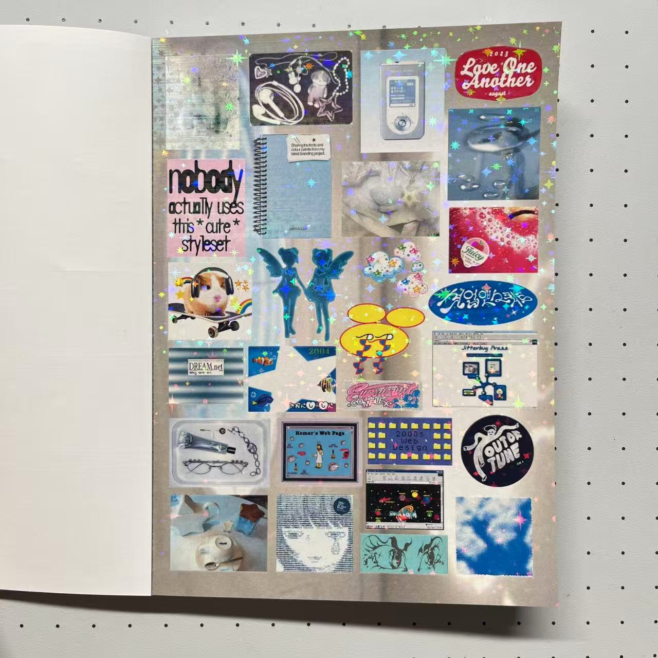 【Pre-Order】Glitch Stars Sticker Book