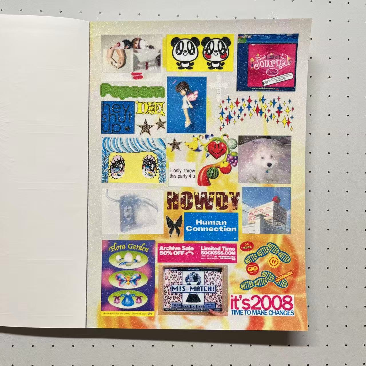 【Pre-Order】Glitch Stars Sticker Book