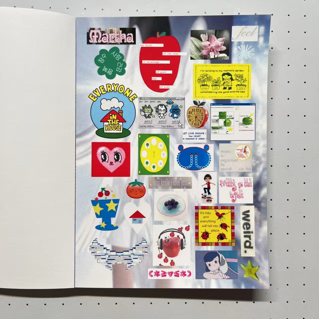 【Pre-Order】Glitch Stars Sticker Book