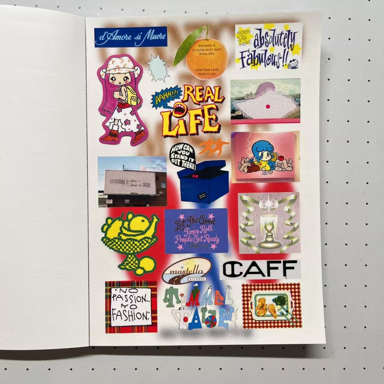 【Pre-Order】Glitch Stars Sticker Book
