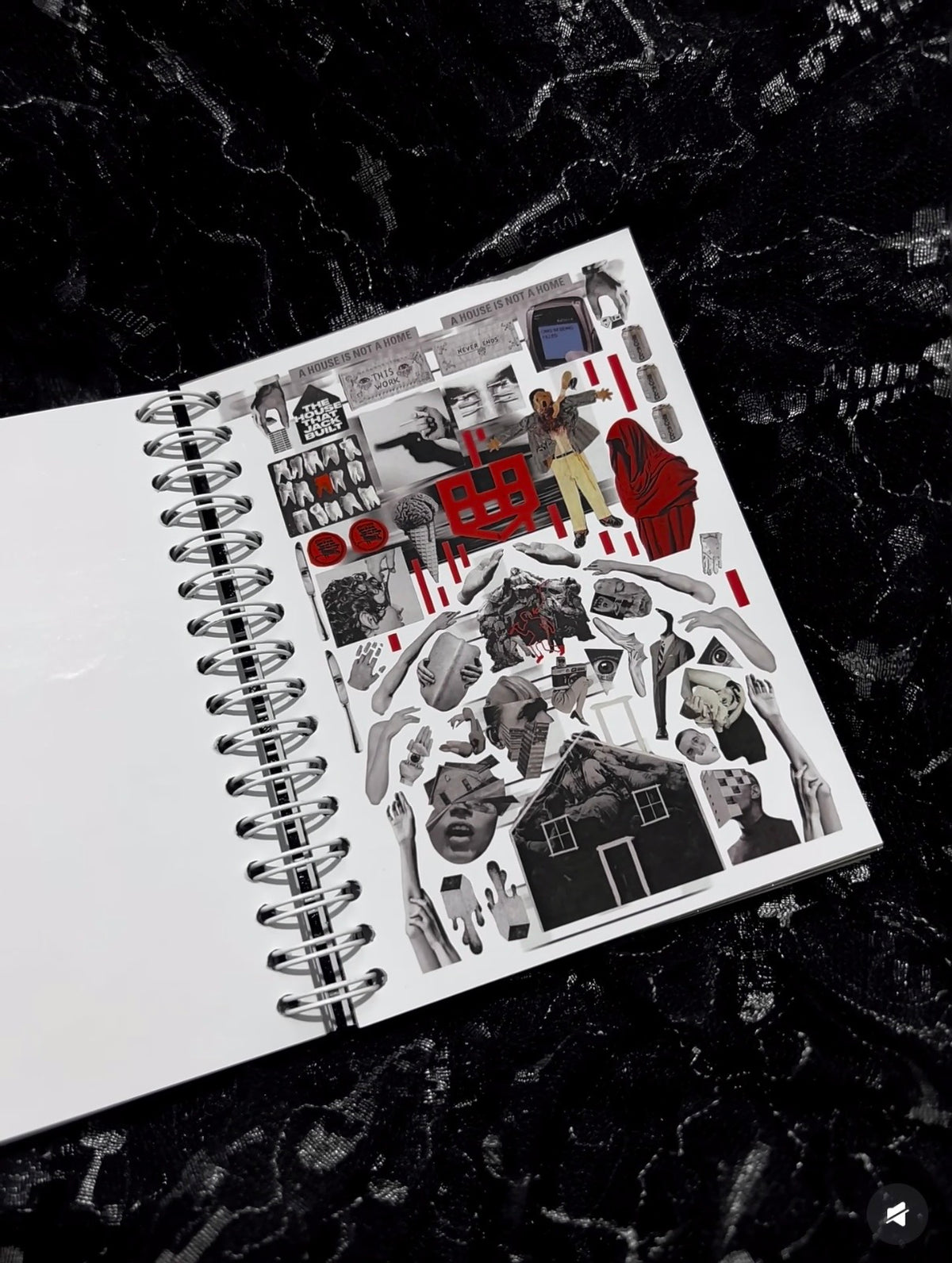 【Limited-Edition】40pages Insanity Sticker Book