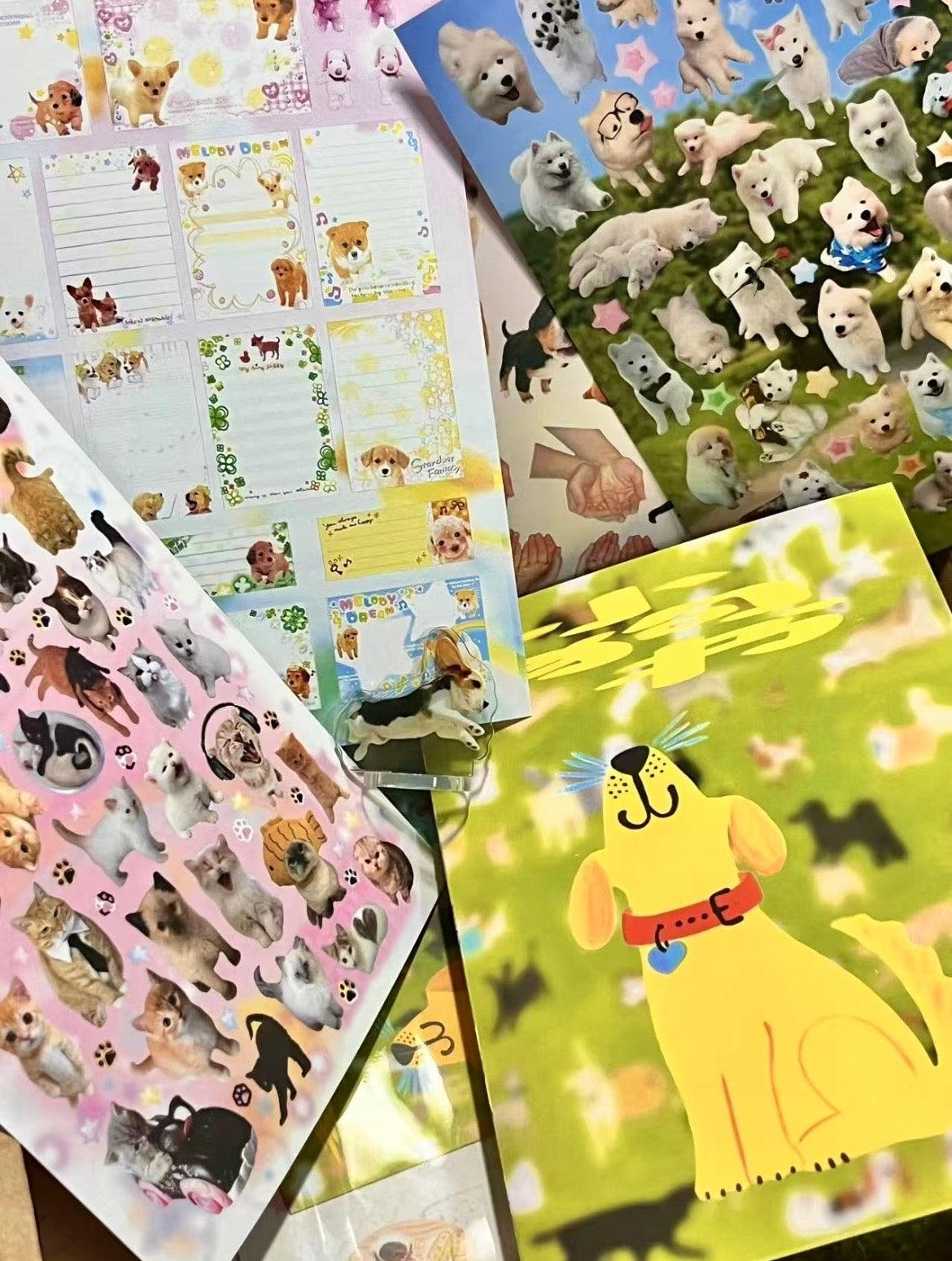 【Pre-Order】30Pages Little Dog Sticker Book