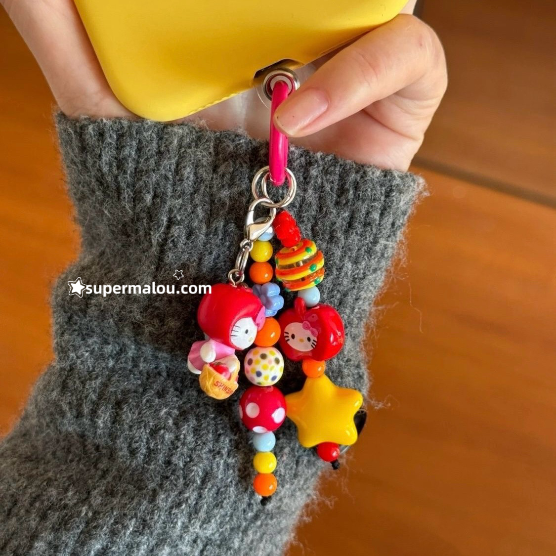 Apple Basket Hello kitty Phone Chain