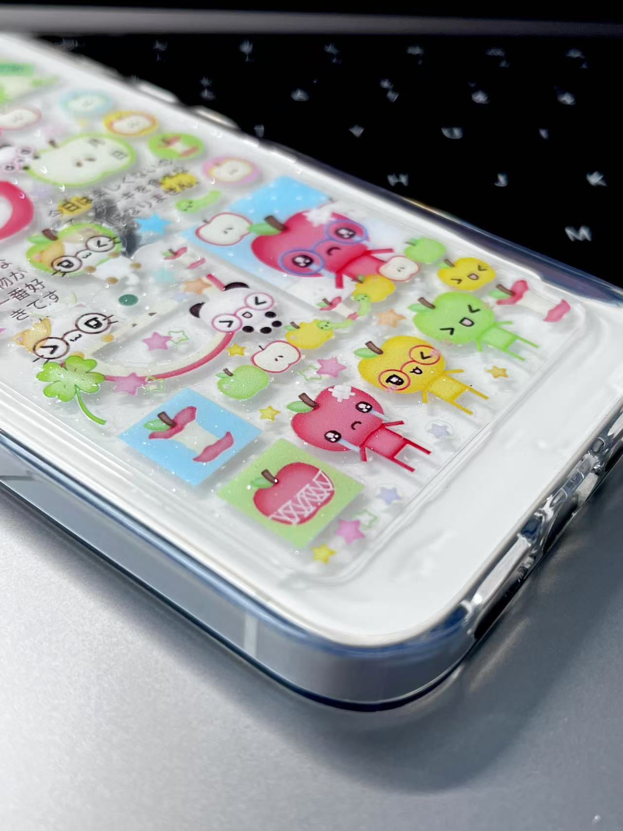 Apple Head Clover Retro Showa Handmade Sticker Phone Case
