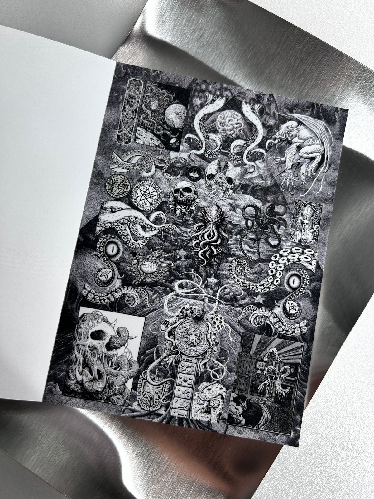 【Limited-Edition】40pages Phobia Sticker Book
