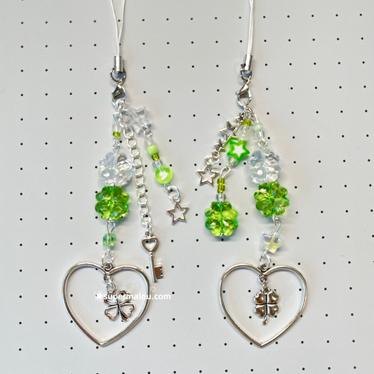Peach Heart Hollow Clover Pendant Phone Chain