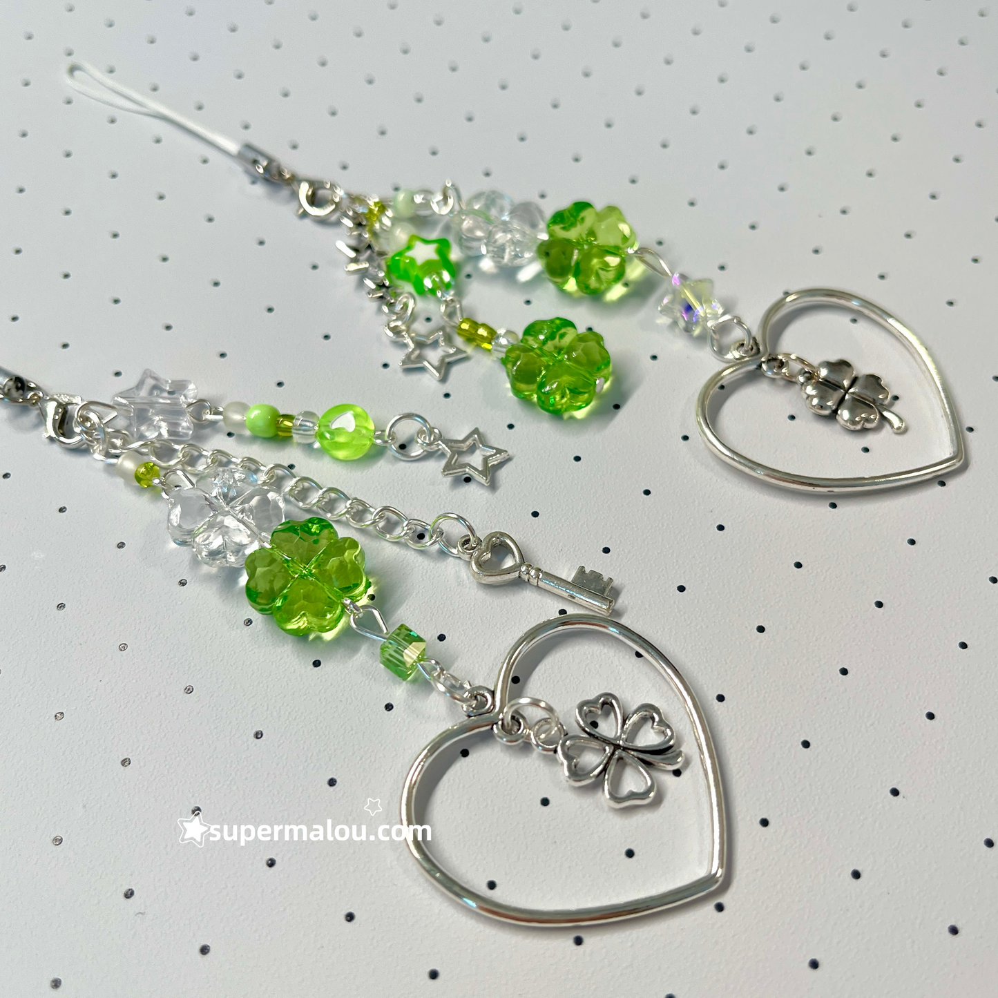 Peach Heart Hollow Clover Pendant Phone Chain