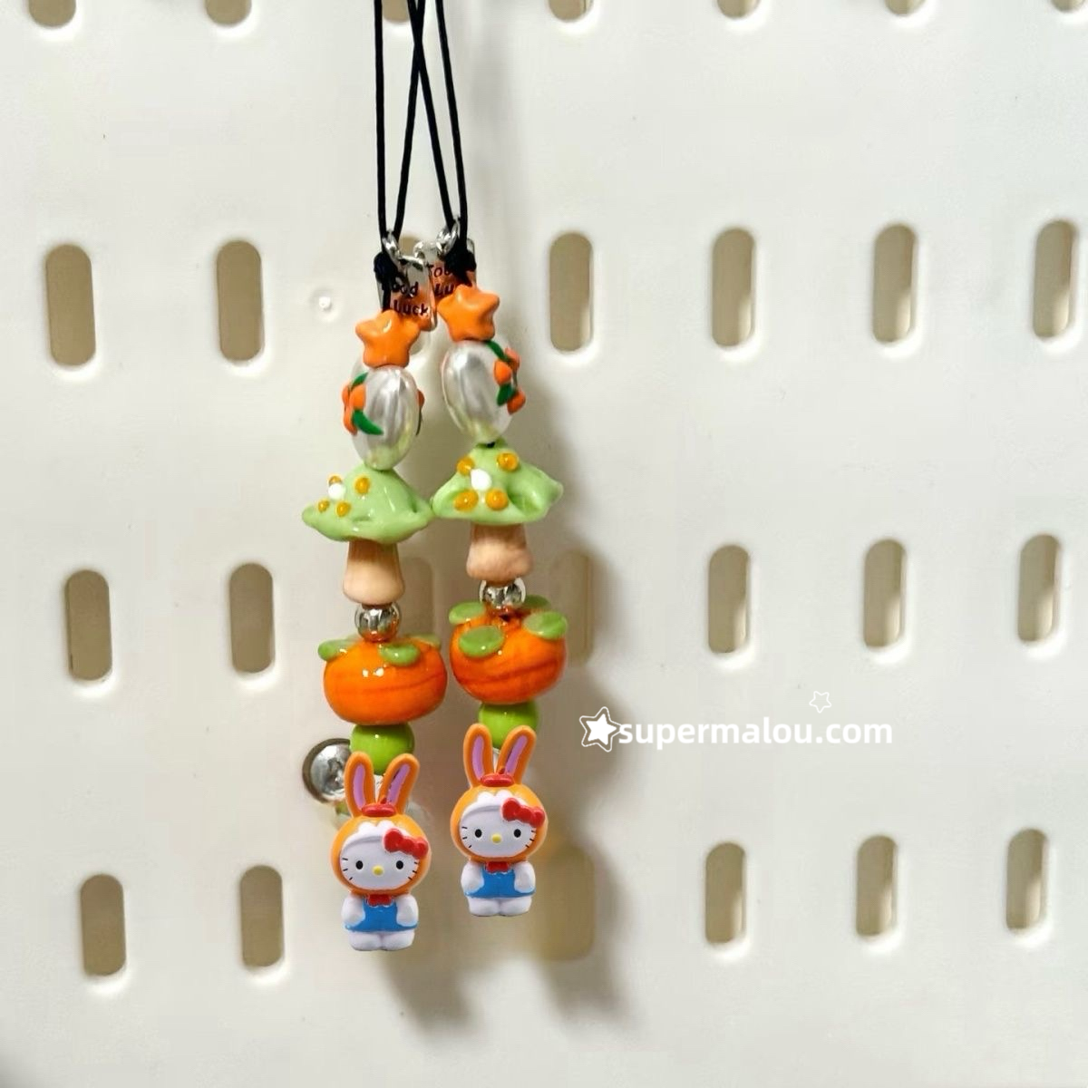 Showa Kitty Persimmon Beaded Phone Chain