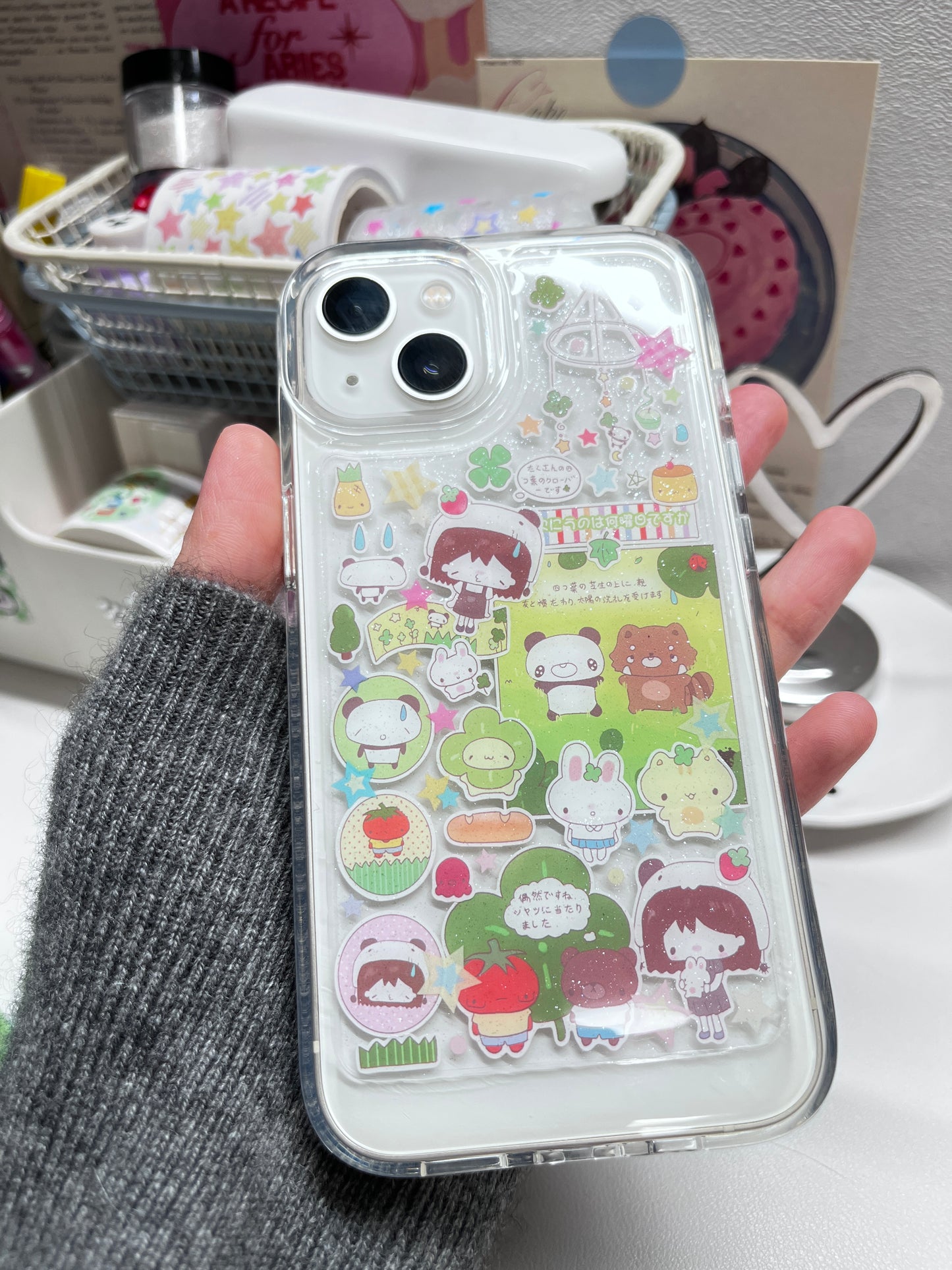 Wakawaka Clover Girl Handmade Dispensing Sticker Phone Case